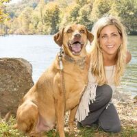 Real Estate Expert Photo for Beth Pyne - Agent with the Dog